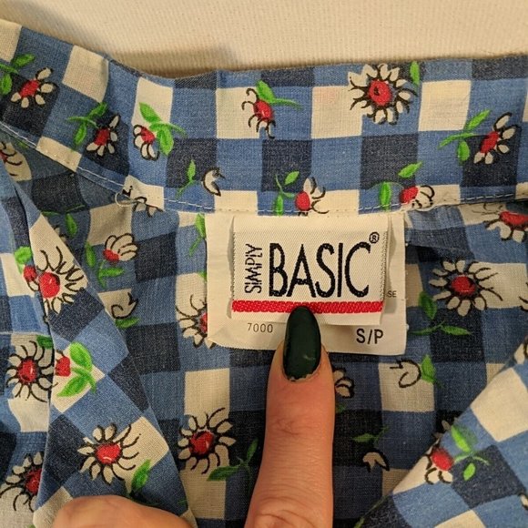 Simply Basic Blue Plaid Gingham White Daisy Flowers Button Up Floral Women S - Picture 6 of 11
